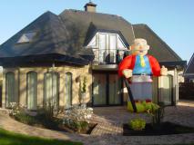 Abraham pop 3 meter hoog